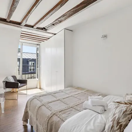 Madeleine & Champs-elysees - 2br - Vacation Paris